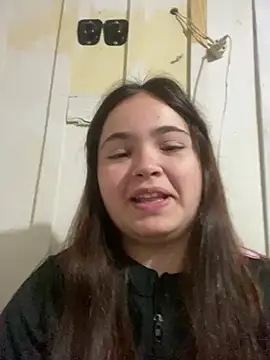 Snapshot of bella__hott chatting on 24, 6, 2026 bella hott online show from 24, 6, 2026