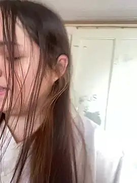 Snapshot of bella__hott chatting on 27, 7, 2026 bella hott online show from 27, 7, 2026