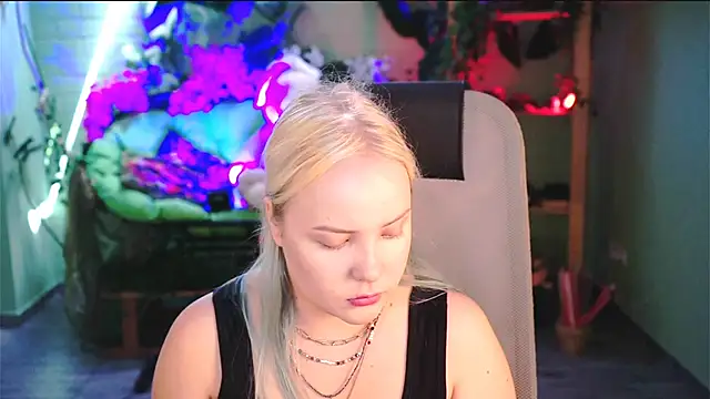 Snapshot of stellawatts chatting on 21, 6, 2026 stellawatts online show from 21, 6, 2026