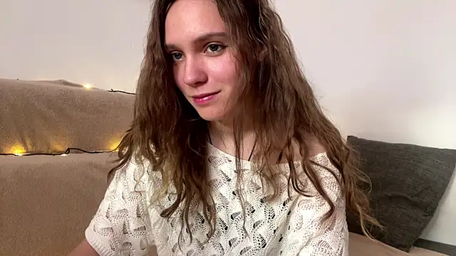 Snapshot of AliKnop chatting on 5, 7, 2026 AliKnop online show from 5, 7, 2026