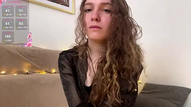 Snapshot of AliKnop chatting on 6, 7, 2026 AliKnop online show from 6, 7, 2026