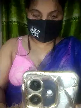 Snapshot of Khosi_Moni chatting on 1, 7, 2026 Khosi Moni online show from 1, 7, 2026