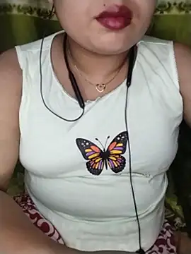Snapshot of Khosi_Moni chatting on 10, 7, 2026 Khosi Moni online show from 10, 7, 2026