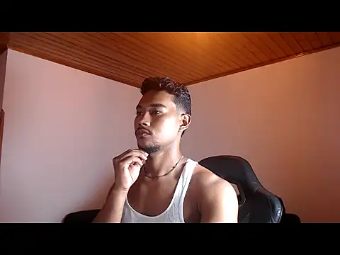 Snapshot of Thong_21 chatting on 14, 6, 2026 Thong 21 online show from 14, 6, 2026