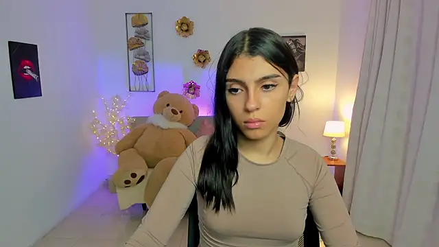 Snapshot of Susy_Doll1 chatting on 27, 6, 2026 Susy Doll1 online show from 27, 6, 2026