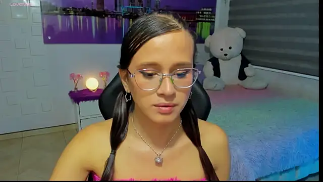 Snapshot of kumikoxxx chatting on 14, 6, 2026 kumikoxxx online show from 14, 6, 2026
