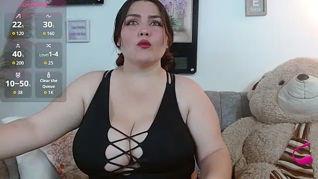 Snapshot of chantal_bigboobis chatting on 17, 6, 2026 chantal bigboobis online show from 17, 6, 2026