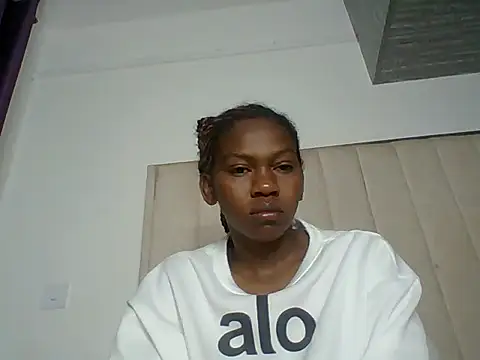 Snapshot of sexy_aurora444 chatting on 19, 6, 2026 sexy aurora444 online show from 19, 6, 2026