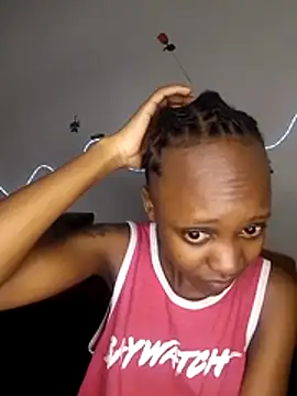 Snapshot of Pretty-Caramel1 chatting on 5, 8, 2026 Pretty-Caramel1 online show from 5, 8, 2026