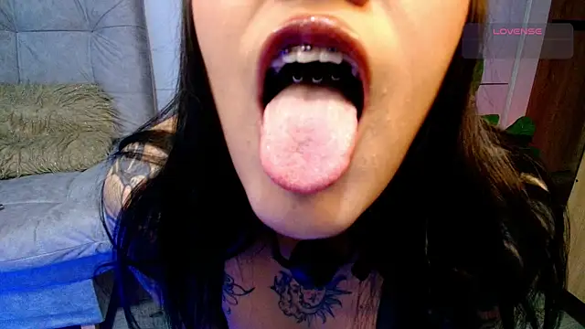 Snapshot of Neytiri_Ss chatting on 21, 6, 2026 Neytiri Ss online show from 21, 6, 2026