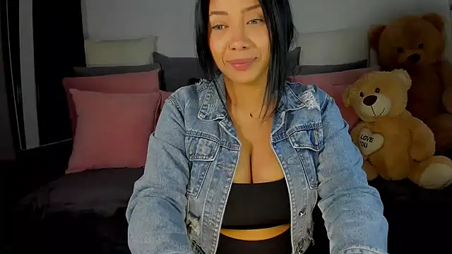 Snapshot of NicolePasqualott chatting on 14, 1, 2025 NicolePasqualott online show from 14, 1, 2025