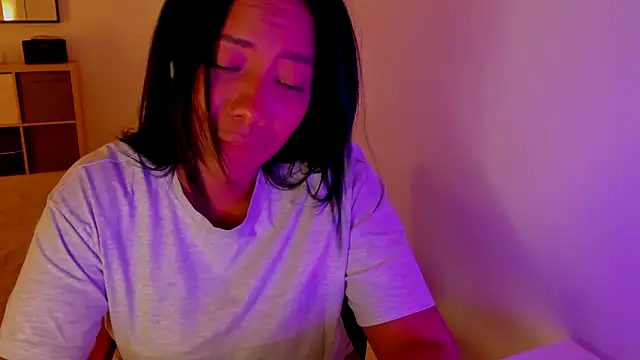 Snapshot of NicolePasqualott chatting on 21, 9, 2025 NicolePasqualott online show from 21, 9, 2025