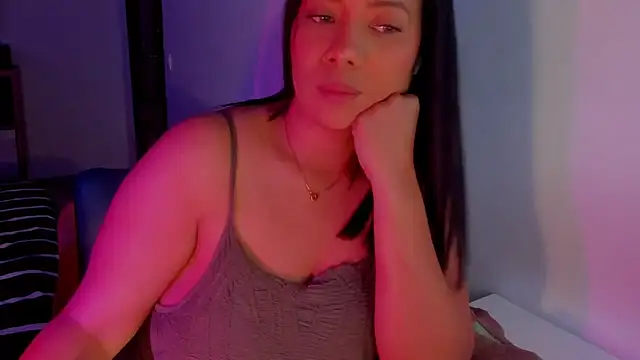 Snapshot of NicolePasqualott chatting on 25, 4, 2026 NicolePasqualott online show from 25, 4, 2026