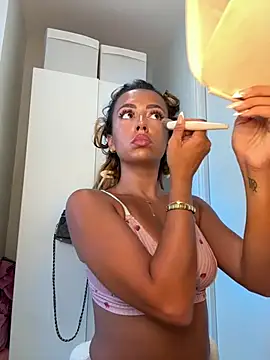 Harrietbronzex online show from 8, 7, 2026