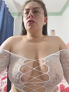 Snapshot of celeste_rivaXXX chatting on 27, 6, 2026 celeste rivaXXX online show from 27, 6, 2026
