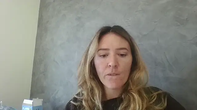 gigibaby93 online show from 16, 6, 2026