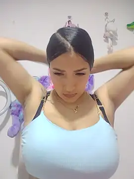 Snapshot of sofia_milky chatting on 2, 7, 2026 sofia milky online show from 2, 7, 2026