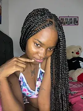 Snapshot of ShakiraThompss18 chatting on 2, 7, 2026 ShakiraThompss18 online show from 2, 7, 2026