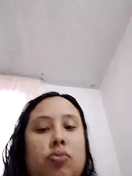 Laura 99 online show from 30, 6, 2026