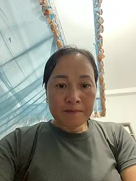 Snapshot of Loly_hana chatting on 2, 7, 2026 Loly hana online show from 2, 7, 2026