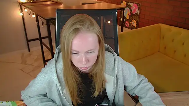 Snapshot of BellaRosewood chatting on 28, 6, 2026 BellaRosewood online show from 28, 6, 2026