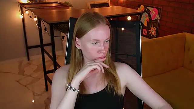 Snapshot of BellaRosewood chatting on 3, 7, 2026 BellaRosewood online show from 3, 7, 2026