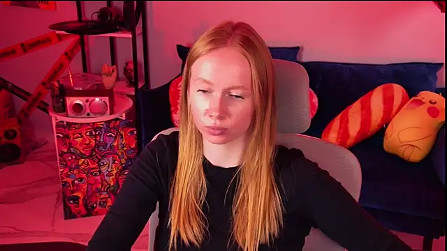 Snapshot of BellaRosewood chatting on 16, 7, 2026 BellaRosewood online show from 16, 7, 2026