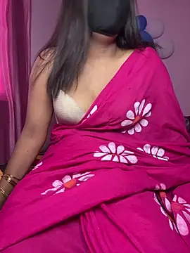 Snapshot of NAUGHTY_PRIYANKAA chatting on 19, 6, 2026 NAUGHTY PRIYANKAA online show from 19, 6, 2026