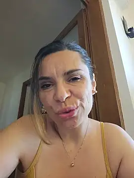 Snapshot of P_Kath chatting on 12, 7, 2026 P Kath online show from 12, 7, 2026