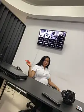 Snapshot of Julieta_Vegaax chatting on 19, 6, 2026 Julieta Vegaax online show from 19, 6, 2026