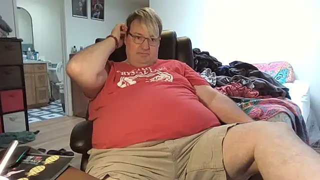Snapshot of wrenvx chatting on 4, 7, 2026 wrenvx online show from 4, 7, 2026