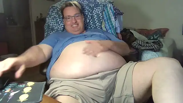 Snapshot of wrenvx chatting on 4, 8, 2026 wrenvx online show from 4, 8, 2026