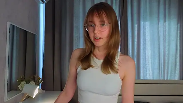 Snapshot of SunnySikarskie chatting on 27, 6, 2026 SunnySikarskie online show from 27, 6, 2026