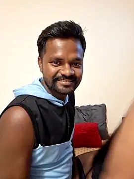 Snapshot of Garima_GILU chatting on 19, 6, 2026 Garima GILU online show from 19, 6, 2026