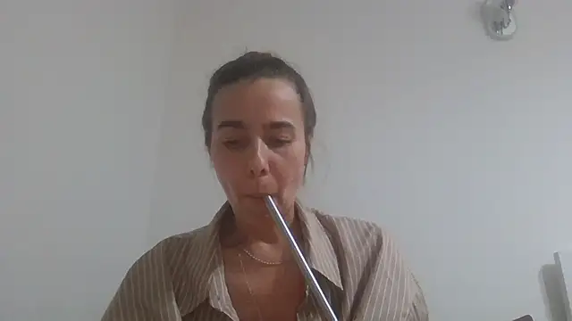 Snapshot of Vanelleda chatting on 2, 7, 2026 Vanelleda online show from 2, 7, 2026