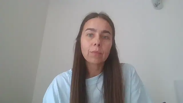 Snapshot of Vanelleda chatting on 3, 7, 2026 Vanelleda online show from 3, 7, 2026