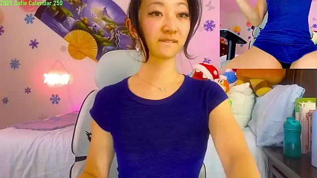 Snapshot of MySweetSofie chatting on 4, 2, 2025 MySweetSofie online show from 4, 2, 2025