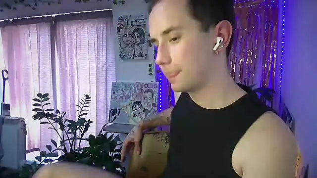 Snapshot of Moon_boyy chatting on 23, 6, 2026 Moon boyy online show from 23, 6, 2026