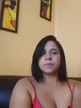 Snapshot of alejandrale chatting on 7, 7, 2026 alejandrale online show from 7, 7, 2026