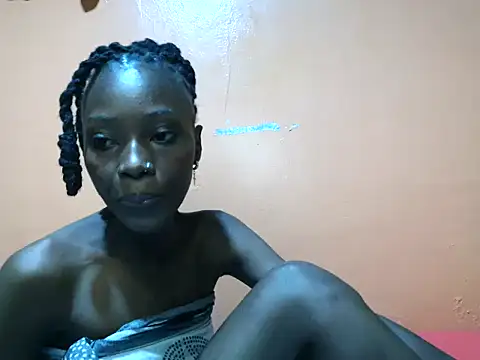Snapshot of petite_clara2 chatting on 3, 7, 2026 petite clara2 online show from 3, 7, 2026