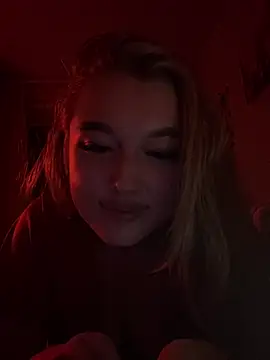 Snapshot of lyalyalii chatting on 26, 6, 2026 lyalyalii online show from 26, 6, 2026