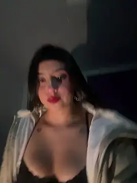 Snapshot of LilacNoir chatting on 30, 7, 2026 LilacNoir online show from 30, 7, 2026