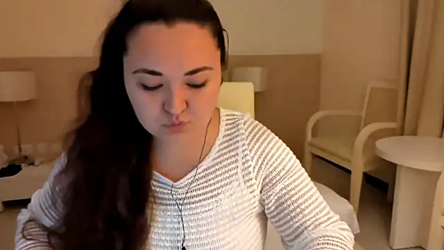 Snapshot of zephyreIIa chatting on 21, 6, 2026 zephyreIIa online show from 21, 6, 2026