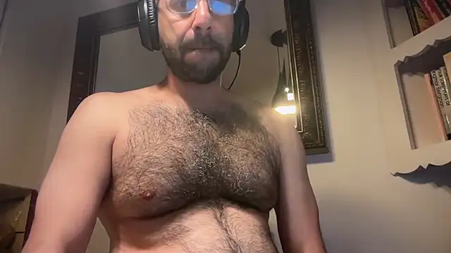 Snapshot of bulldog2069 chatting on 6, 8, 2026 bulldog2069 online show from 6, 8, 2026