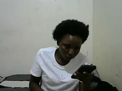 Snapshot of Qcmadonna chatting on 5, 8, 2026 Qcmadonna online show from 5, 8, 2026