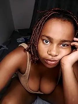 Snapshot of CurvyCharmsTush chatting on 15, 7, 2026 CurvyCharmsTush online show from 15, 7, 2026