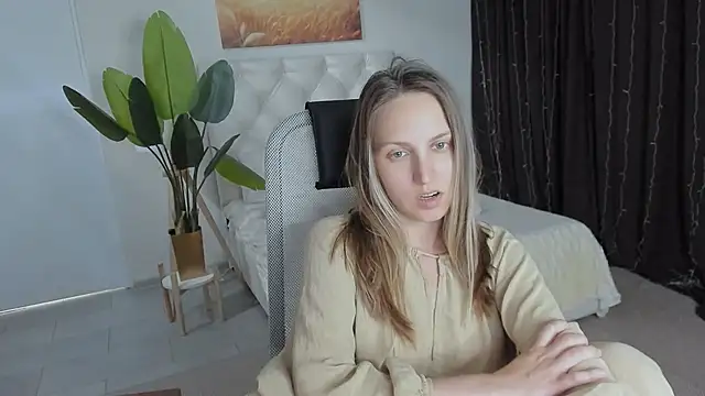 ErinWise online show from 28, 7, 2026