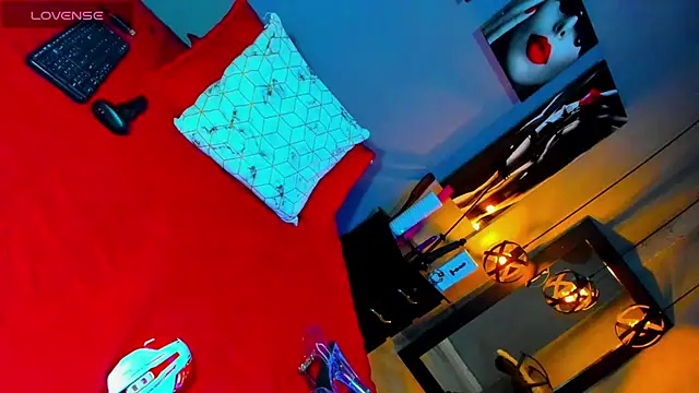 love amor  online show from 19, 1, 2025