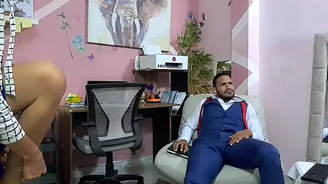 Snapshot of Pineappleflipped chatting on 16, 7, 2026 Pineappleflipped online show from 16, 7, 2026