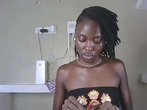 Snapshot of Elsie_1 chatting on 2, 7, 2026 Elsie 1 online show from 2, 7, 2026